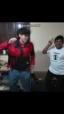 Sacha y el padre bailan el niconiconi, Kick: sachauzumaki #kickperu💚 #sachauzumaki #kicksachauzumaki #twitchsachauzumaki #fyp #peru🇵🇪 #kick #padredomingo #niconiconii 