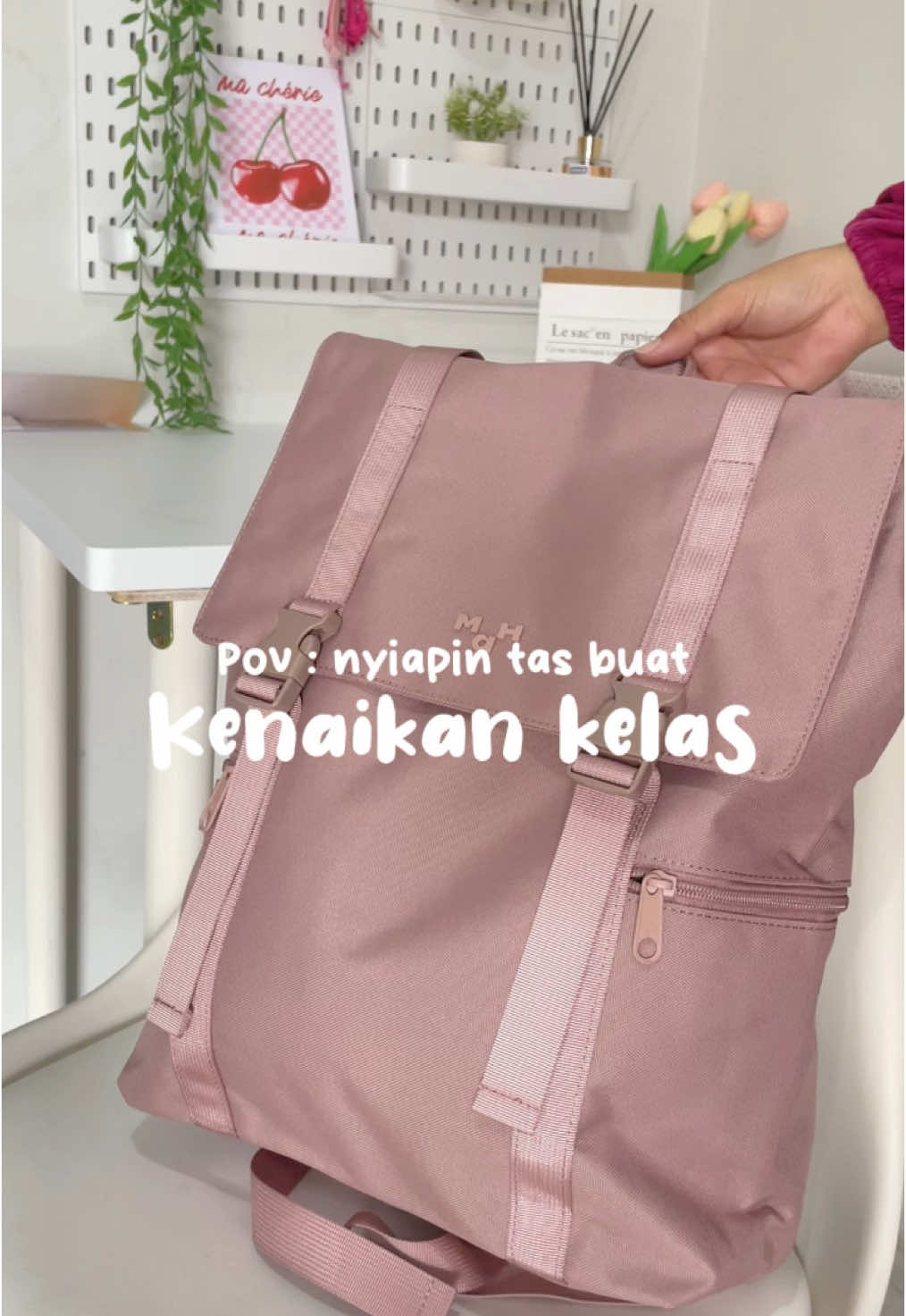 koleksi kedua Jujurrrr tas dari @MAH Indonesia ini awet bgttt #backpack #tassekolah #taswaterproof #mahindonesia 