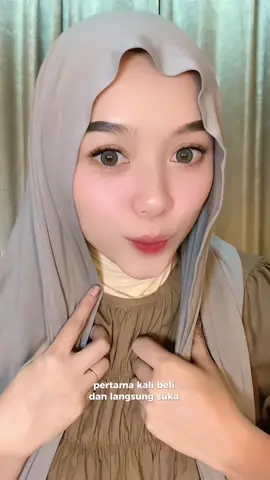 @Sheeva Hijab #sheevahijab #pashminarayonairflow #pashminakaos #pashminarayon #pashmina #hijabpashmina #fyp #beranda #hijabviral #CapCut 