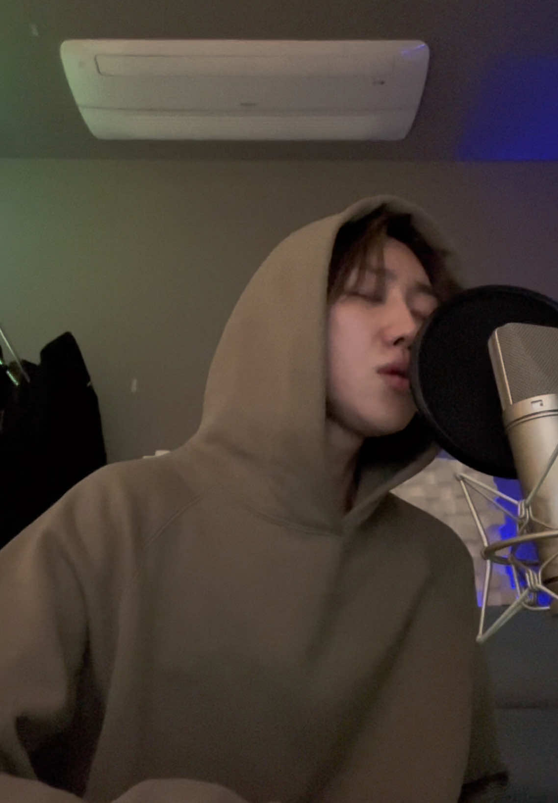 I can't wait for minghao solo 