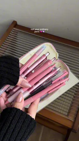 not your ordinary pens. ang quality nila ha! #pen #ballpen #writing #backtoschool 