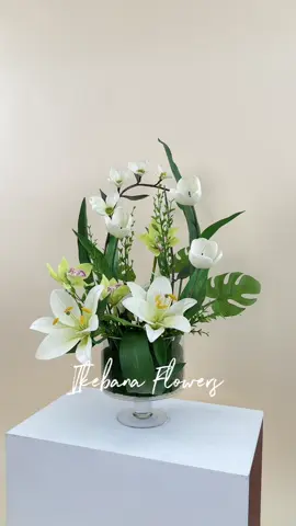Artificial Flowers Mixed 🌿🤍🍀 แจกันดอกไม้ประดิษฐ์รวมโทนสีขาวเขียว เพิ่มความสดชื่นให้กับพื้นที่ของคุณได้ค่ะ ดอกไม้ประดิษฐ์ที่เสมือนจริงดูธรรมชาติ ช่วยยกระดับให้พื้นที่ของคุณ  #akara_dokmaii #อัครดอกไม้ #artificialflowers #homedecor #แจกันดอกไม้ประดิษฐ์ #ดอกไม้ประดิษฐ์ #flowers #ดอกไม้ปลอม 