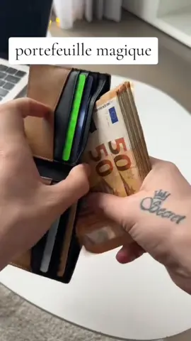 portefeuille magique est très puissant et efficace, il vous permet d'avoir en retour des billets de banque après le rituel de consécration, et chaque fois que vous essayez de dépenser l'argent du portefeuille, vous reverrez toujours la somme dépensée se multiplier par 10 ou plus (Tout dépend de votre Ora, de vos vibrations) , revenir d'une manière ou d'une autre, certains reçoivent soit un don, une aide financière, un boulot avec un salaire incroyable, etc. Chaque vendredi essayez de faire un petit don, cela augmente vos chances de gagner plus avec le portefeuille magique. Faites donc du bien autour de vous et vous verrez d'avantage la puissance de ce portefeuille magique. Avec le portefeuille magique, vous réaliserez enfin tous vos désirs dans le domaine financier et commercial. Ce portefeuille magnétique est aussi appelée en Afrique « Porte monnaie Magique. Il produit de 1 à 1.000.000 FCFA à raison de 5.000 euros chaque jour. Sans inconvénients et c'est très efficace. VEILLEZ IMMEDIATEMENT PRENDRE Voici mon numéro:+229 63306652##voyance #cartomancie #voyante #voyanceenligne #voyancegratuite #tiragedecartes #guidancedujour #voyancefrance #voyant #cartomancienne #mediumnite #guidance #tiragedujour #medium #voyancepartelephone #voyancedirect #voyancesentimentale #voyanceparmail #esoterisme #voyanceparemail #tirage #tarologue #voyanceamour #voyancenormandie #voyancepartéléphone #spiritualité #oracle #horoscopedujour #mediumnormandie #oracles 