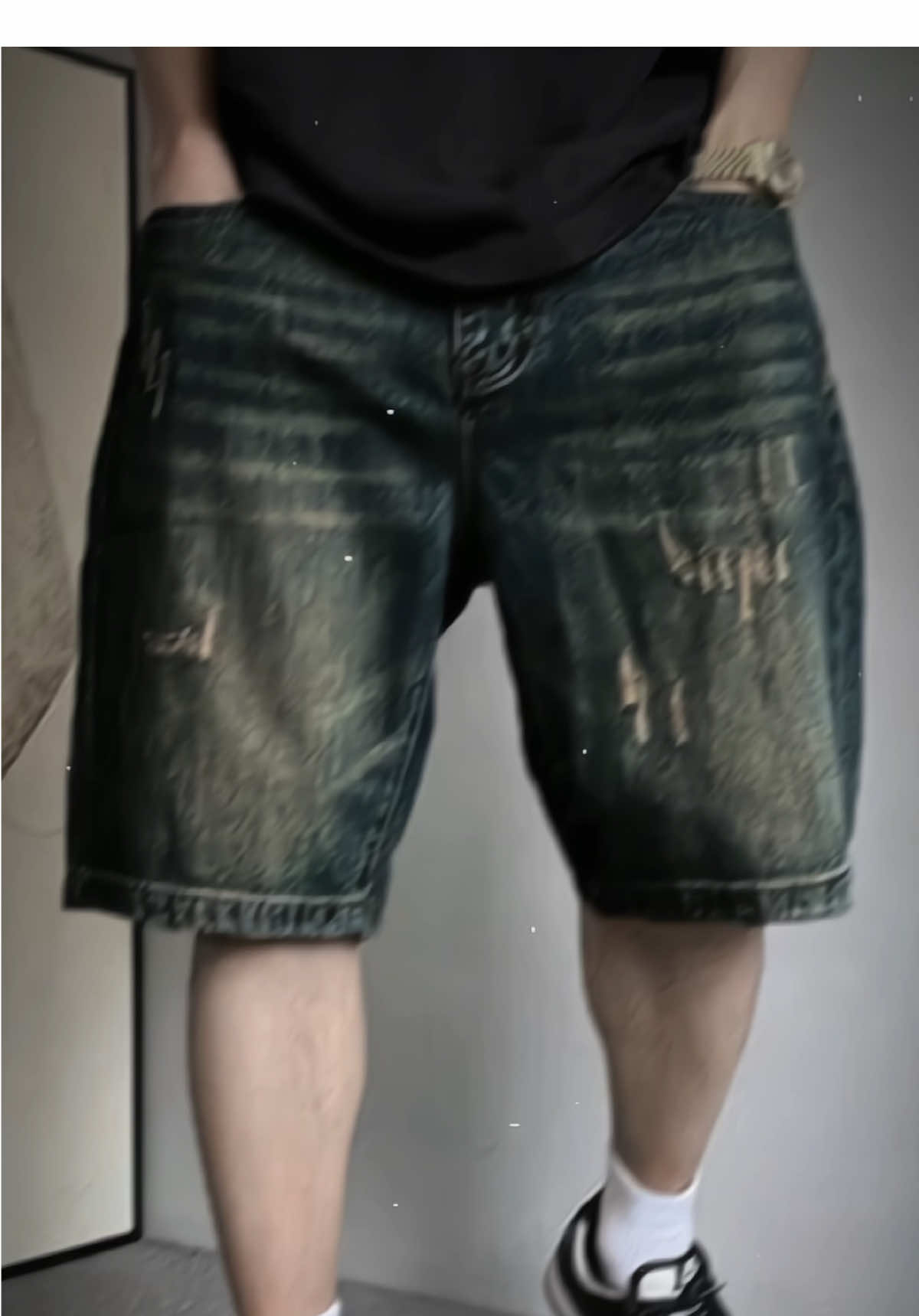 Quần short jean nam dáng xuông#xuonghuongtiktok #CapCut #xuhuong2023 #phoidoxinh #tiepthilienket #đồnam #trendingvideo #creatorsearchinsights #thinhhanh #trendingsong #muasam #trendingsong #xuonghuong #tiktoknews #xuhuongtiktok2023 #tiktokindia #parati 