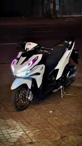 Lâu ngày quá 📸🤍🖤#vario125kiengvn🇻🇳 #wario #xh #47cumgar #hoanghuy