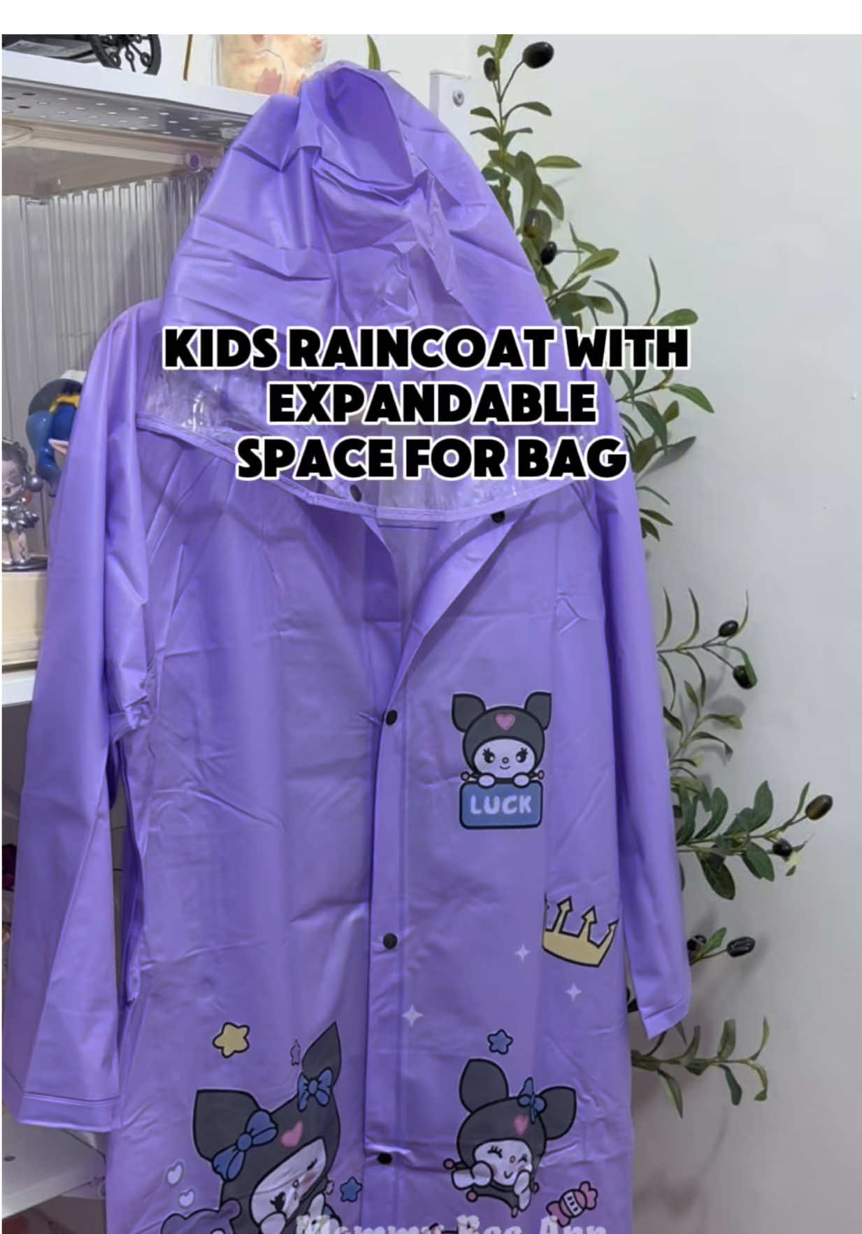 Ganda nga nitong Raincoat For Kids. Get yours now. Click the basket. #raincoatforkids  #kuromiraincoat  #raincoat #raincoatwaterproof #raincoat #rainydaysessential #studentmusthave 