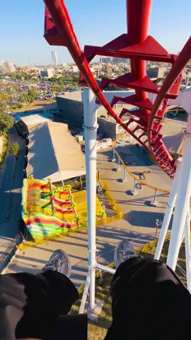 منو صاعده؟#بغداد #الزوراء #fyp #viral #الشعب_الصيني_ماله_حل😂😂 #سيف_نبيل #مامرتاح #explore 