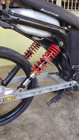 MUTAKIN SHOCK ABSORBER UNBOXING!!! #bossspike #mutakin #shockabsorber  #mutakinshockabsorbers #motorcyclepartsandaccessories #reccomendation 