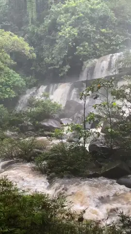 Indahnya air terjun bedawant kalbar😎#fyp 