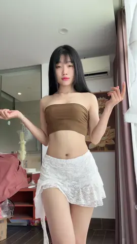 Nhảy gì á:))