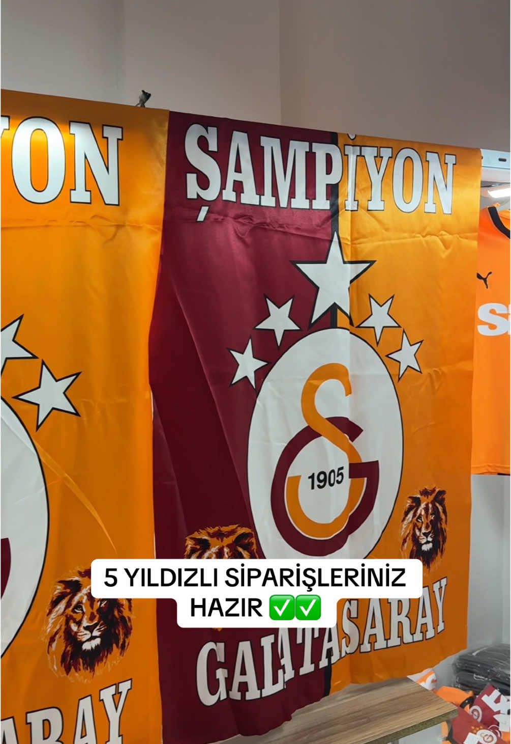 Sınırlı Sayıda Stokta!!  5 Yıldız Forma Geldi Sipariş Vermek İçin Profilde Bulunan Whatsapp Numarasına Mesaj Atabilirsiniz 💬  İstediğiniz İsmi ve Numarayı da Yazıyoruz ✅ #galatasaray #5yıldız #gsforması #galatasarayforma #gs1905 #osimhen #cimbom #ıcardi #5yıldızlıforma #gsforması #osimhen🇳🇬 #mayıslarbizim⭐️⭐️⭐️⭐️ 