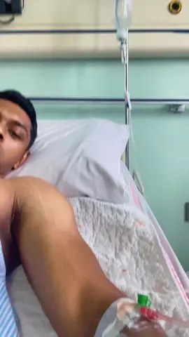 Semoga ini yg terakhir kali.Tak sanggup dah.Pedih kaww🔪 #aclsurgery  #meniscus  #malaysia 