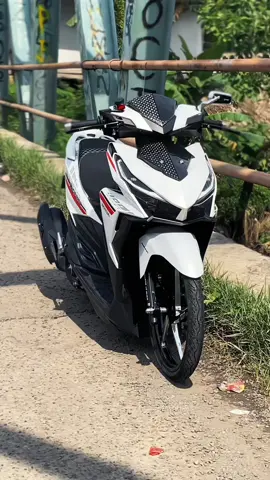 😽 #vario #fyp #foryou #vario125 #vario150 #variomodifikasi #varioledold #vavarioan #ring17style #oem #look #kingzreyy 