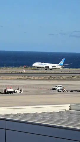 DESPEGUE BOEING 787-8 DREAMLINER DE AIR EUROPA DESTINO MADRID #aviones #despegue #airport 