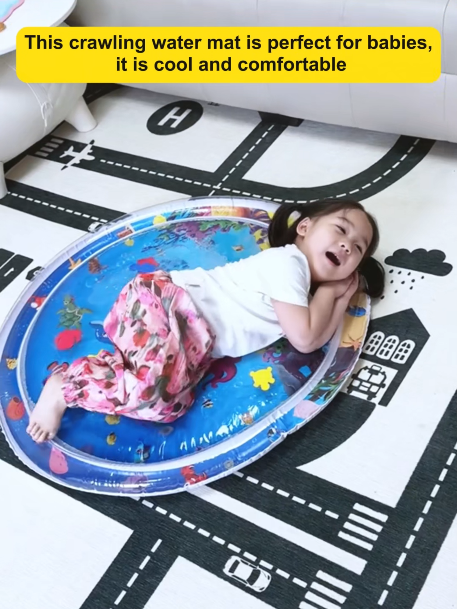 This crawling water mat is perfect for babies, it is cool and comfortable#baby #babylove #babytiktok #toys