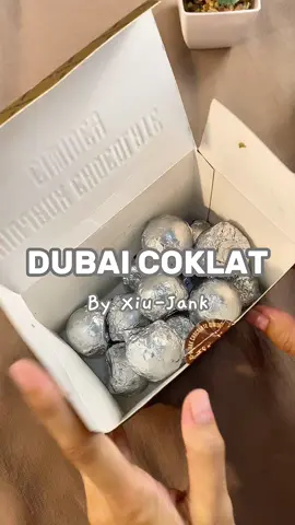 Plisss ini beneran enak woyy! #truffle #coklatdubai #coklatdubaiviral #xiujankchocolate #satukontentiaphari #semuabisaaffiliate 