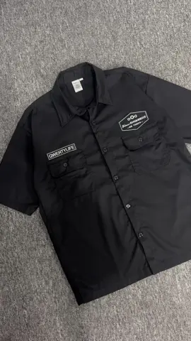 Workshirt ganteng #workshirt #workshirtoutfit #kemeja #kemejapria 