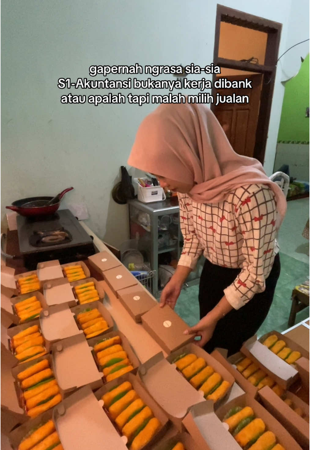 gaada yg sia-sia, setiap proses dan ilmu yg sudah kita lewati akan membentuk siapa kita hari ini #fyp #fypage #SmallBusiness #smallbusinesscheck #risol #risoles #risoltulungagung #risolmayo #tulungagung 