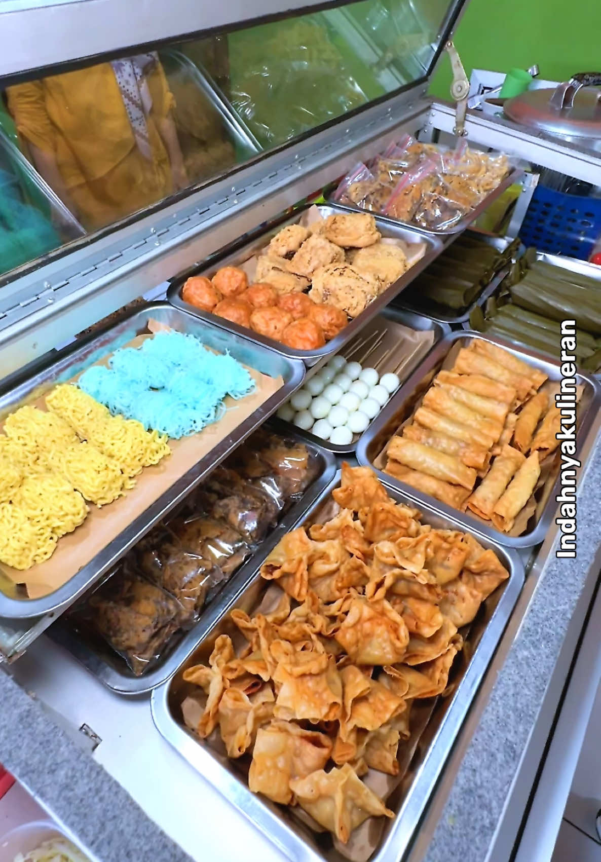 Bakso favorit di batu.  . #indahnyakulineran #kuliner #batu #kulinerbatu #bakso #baksoviral #baksopedas 