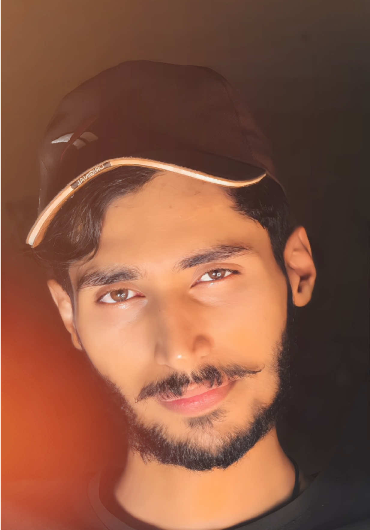 Kon Kon Is Baat par agree Ha..?💯🙌🏻 #ownvoice #trending #unfreezemyacount #poetrystatus #poetrytok #punjabipoetry #contentcreator #joon_talha #500k #fyp 