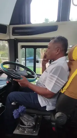 Driver Ramah SELEB SUMATERA🤩 #ptantarlintassumatra #bogorkotahujan🌧 #als083reborn #busindonesia #ayonaikbus #selebbogor  @Rachmad Anggina @𝐘𝐡𝐚𝐧 𝐎𝐟𝐟𝐢𝐜𝐢𝐚𝐥 @Sodrekers Sayurmatinggi📷 @Nasution_Bus Channel29 @🄲🄸🄼🄿🄾🅁🄾🄽🄶🄱🄰🅄🄾🄺 @𝕄𝕌ℝ𝕊𝔸𝕃 𝕆𝔽𝔽𝕀ℂ𝕀𝔸𝕃 @Alif Anugrah @asoklintas @🄿🄸🄽🄾🅉🅉!! @Zikrasyariahlubis @abdul_wahab_221 @AbngRangkuti @abdul bais official 