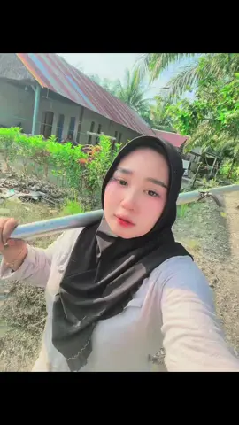 Yok manen hehe#fouryou #4u #fyp #fypage #bismillahfyp #fyppppppppppppppppppppppp #petanimuda #sawit #CapCut 