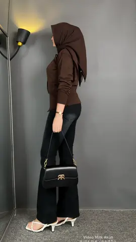 Nemu cardigan gemesh🤏🏻😍 #cardiganrajut #cardigan #cardiganwanita #ootdhijabstyle #ootdhijab 