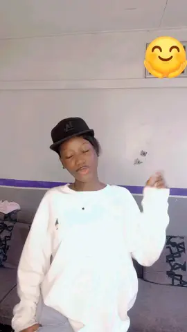 omo mio lé shalaye 😩❤#fypシ゚ #tiktoker #tiktok #virał #moreviews #glamorousimole 