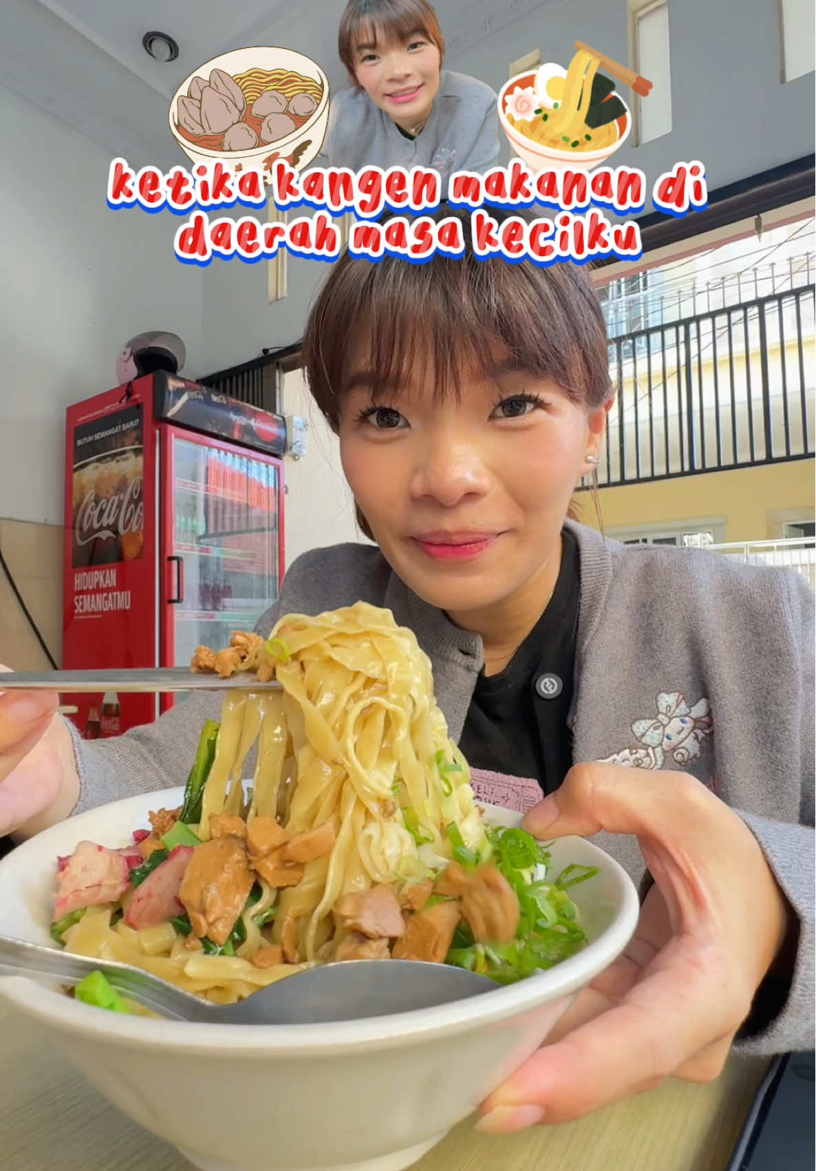 Kangen banget makanan masa kecil aku😭🫶🏻 untung seharian hunting makanan, bisa tetep sambil kerja pake laptop ASUS Gaming V16! #wualaaa #fyp @Asus Official Store  #ASUSGamingV16 #ASUSGamingSeries #GameOn #Intel