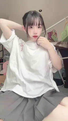 ただ髪の毛縛るだけの動画になってしまった… #中3 #jc3 #いいねください #フォロワー増やしたい #毎日投稿 #長野 #おすすめにのりたい #バズりたい #痩せたい 