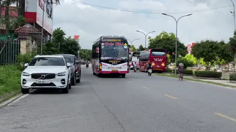 Ai rồi cũng phải chơi Kia Granbird thôi 😆 #dammexekhach #xekhachvietnam #xekhachvn #nhaxeducha #kiagranbird #heaco #heacobus 