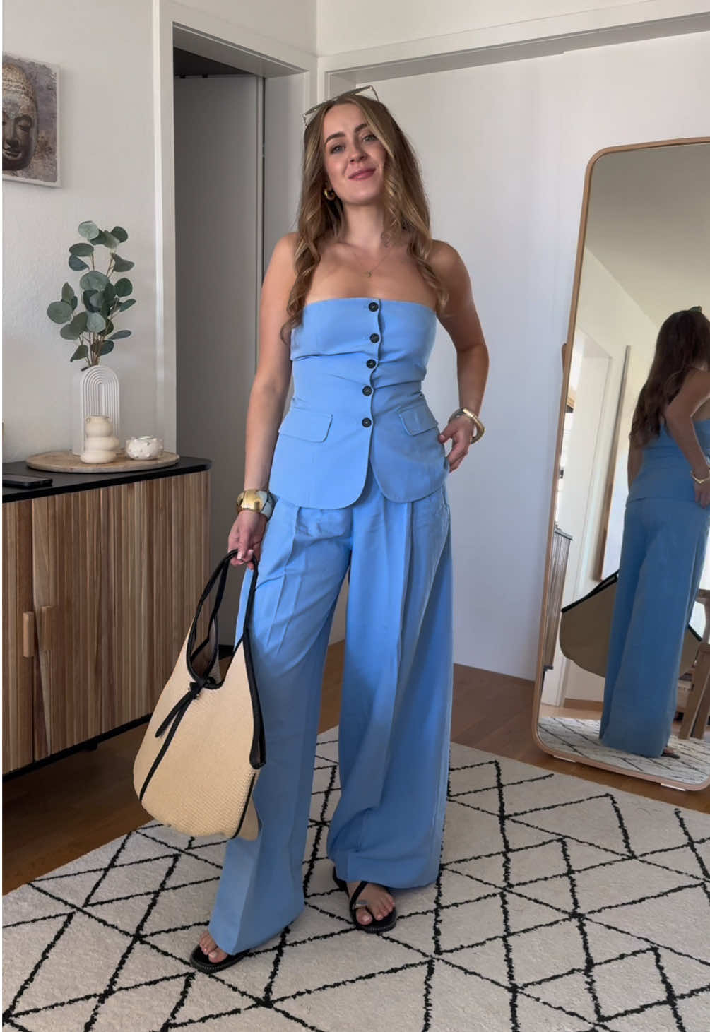Serving a Zara-inspired look today! This strapless blue co-ord set gives major high-street fashion vibes — polished, minimal, and effortlessly chic. Perfect for a summer brunch or city stroll. Styled with a woven tote and black sandals for that timeless Zara aesthetic. Would you rock this look? #ZaraLook #ZaraStyle #ZaraInspired #ZaraOutfit #OOTD #StreetStyle #ChicStyle #MinimalFashion #HighStreetStyle #WomensOutfit #FashionReel #StyleInspo #LookOfTheDay #ZaraWoman #TrendyStyle •	Zara outfit 	•	Zara look 	•	Zara style 	•	Zara fashion 	•	Zara inspired 	•	Zara co-ord 	•	Zara set 	•	Zara clothes 	•	Zara woman 	•	Zara 2025