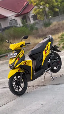 Black & Yellow 🖤💛 #m3 #miom3 #miom3indonesia #mioproper #miomodifikasi #sulawesi #indonesia🇮🇩 #indoconcept🇮🇩 