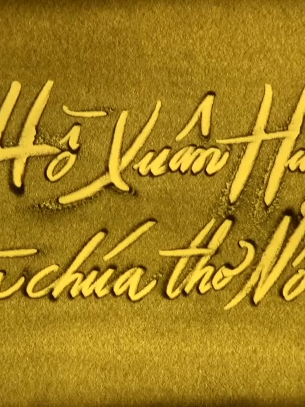 Hồ Xuân Hương (1772–1822) nữ thi sĩ cận đại người Việt, bà được nhà thơ hiện đại Xuân Diệu mệnh danh là Bà chúa thơ Nôm #vovlive #vandehomnay #capcut #HoXuanHuong #bachuathoNom 