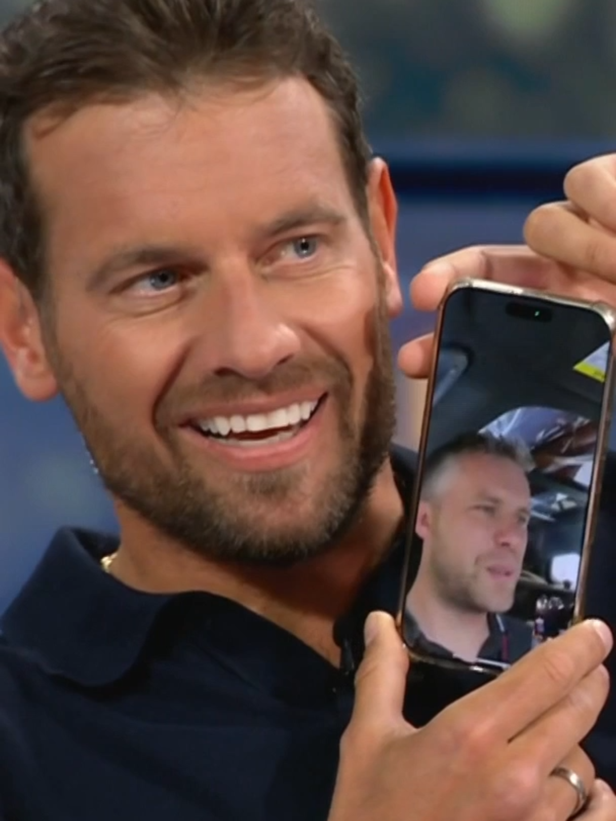 DS Adam Blythe? 👀 @teampicnicpostnl DS Matt Winston calls into The Breakaway from the race car at the Giro d’Italia! 🚗