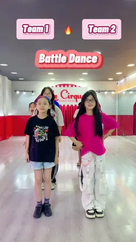 Các bạn chọn Team nào? 😍 #trending #xuhuong #quanggiahuy #thayhuykiddance #lecirque #tiktokdance #fyp 