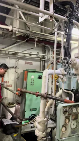 Abang kurang semart,atau abang kurang hensem 😬 #lifeatsea🌊🚢 #seafarer #pelautmalaysia🇲🇾 #seafarerslife 