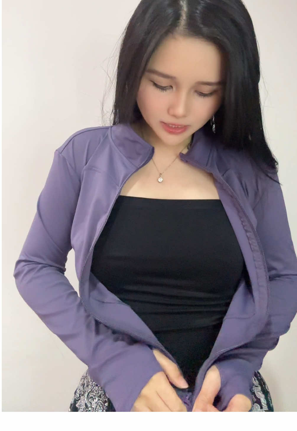Try on dlu ah jaket olahraga buat besok ✨