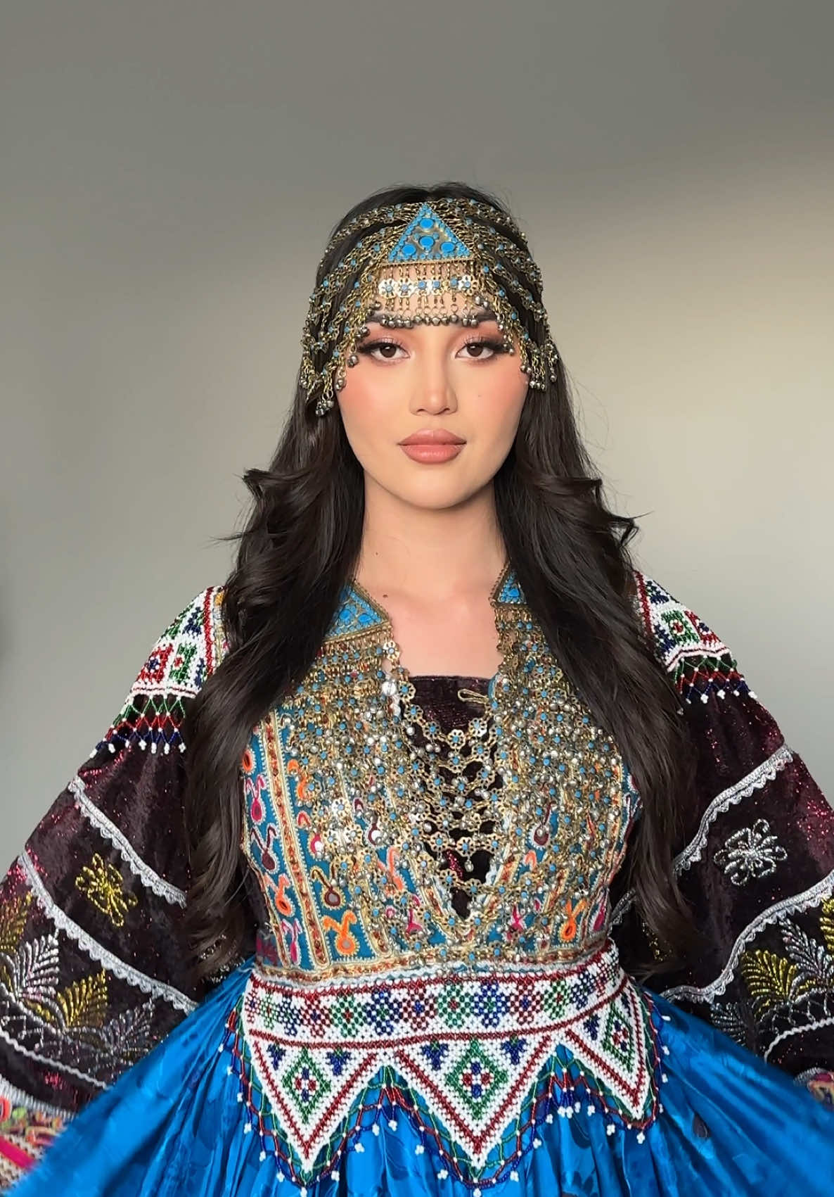 Afghan barbie  Makeup by me  Dress and jewellery @Heercollection___  Model @_douxx__  #makeup #afghan #afghangirl #afghandress #fyp #foryoupage #afghantiktok #makeupartist #adelaide 