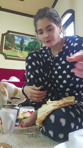 يهديني خربشة🤣🤣