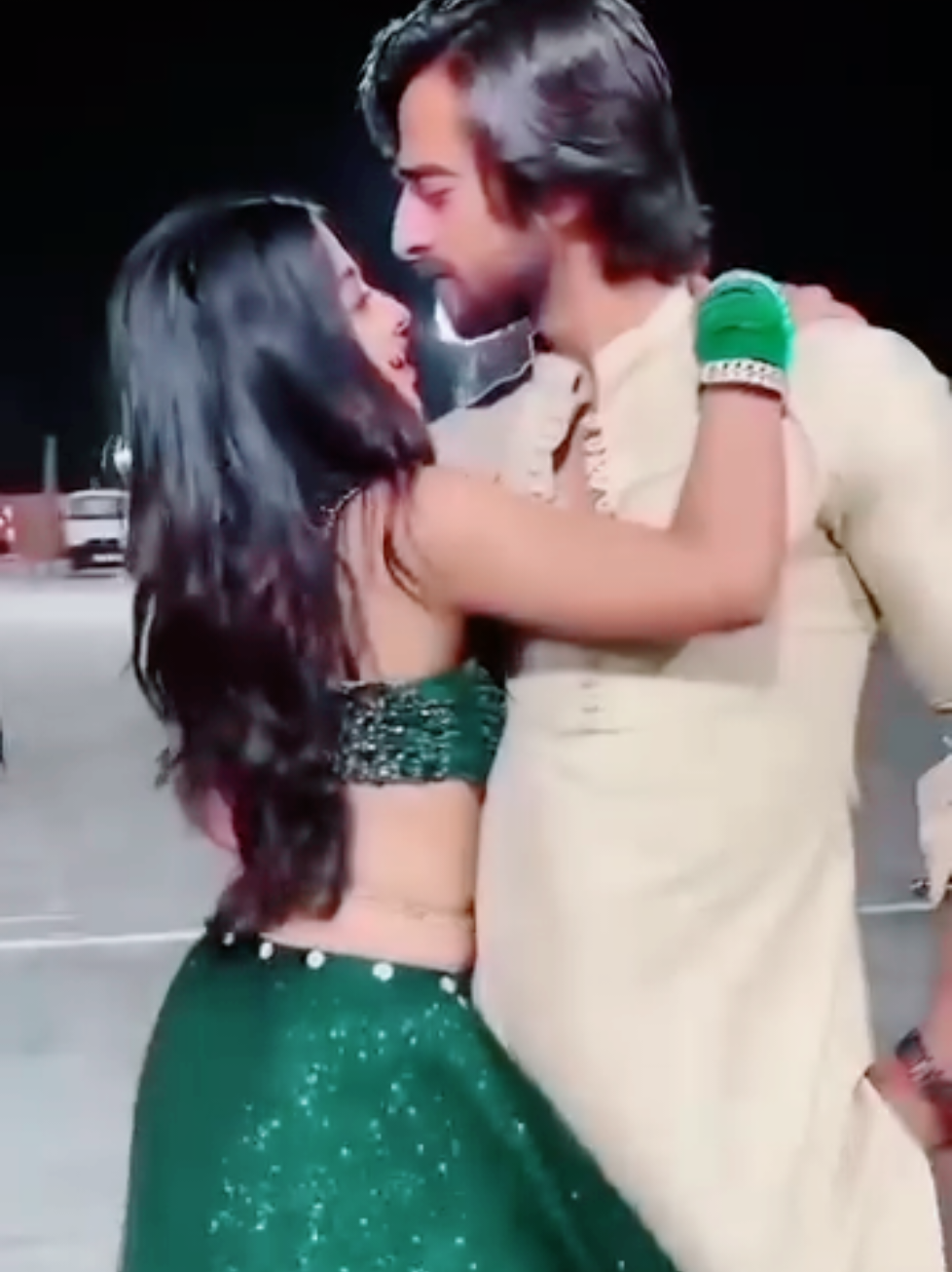 علاقتهم خارج المسلسل🥹🥹🥹 ❤️❤️🫴🏻#عاشق انا#زين و كوشي #مسلسلات_هندية#تصميم_فيديوهات#اكسبلور#تصميمي#ياش و تشكي 