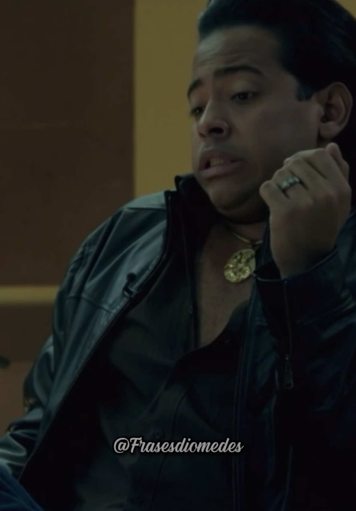 Diomedes le da una entrevista historia a Mariano Saucedo || #Viral #colombia #guajira #ventanamarroncita #diomedesdiaz #versos #cartagena #barranquilla #valledupar #santamarta #noveladiomedesdiaz #lajunta #elcaciquedelajunta #villanueva #rafaelmariadiaz #elviramaestre #vallenato #juanchorois #colacho #novela #elcaciquedelajunta #luciarjona #plumablanca #juaco #infiel #cochamolina #juanchorois 