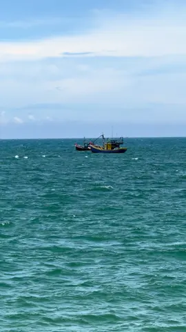 Lâu rồi nghe lại vẫn hay , áo cũ tình em