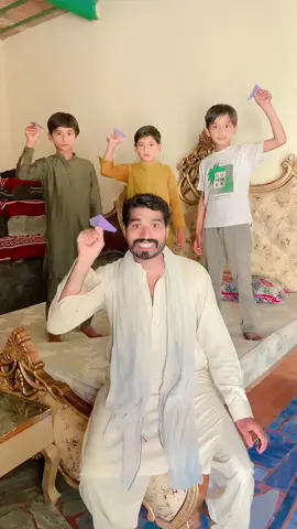 #رافیل_ان_ایکشن #ٹک #vairalvideo_foryoupage #viralvideo #hahaha😂😂😂 #funnyvideo 