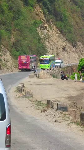 Mugling highway views 😍 #deluxebusofnepal🇳🇵🇳🇵🇳🇵  #deluxebusofnepal  #nightbus  #purbi_rockets  #purbeli  #foryou  #fypviralシ  #goviral  #trending  #nepalitiktok🇳🇵  #bhadrapur_jhapa  #itaharimuser 