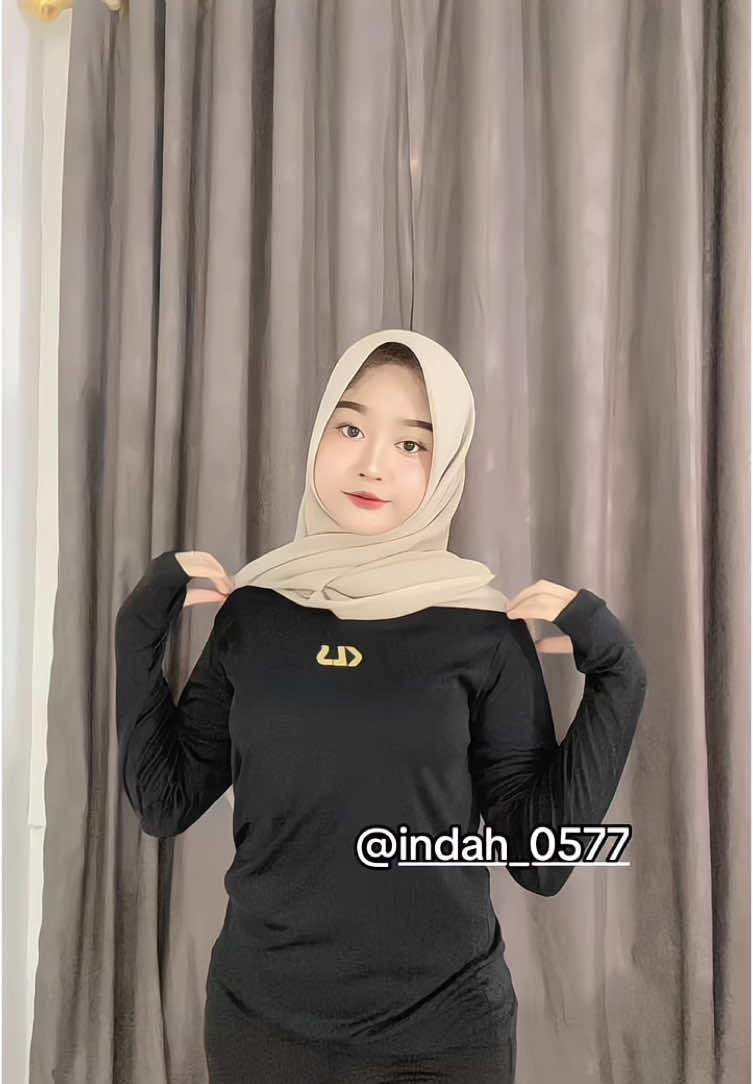 #kaosolahraga #kaosolahragapria #kaosoversizewanita #outfitolahraga #ootdolahraga #fypage #fypp 