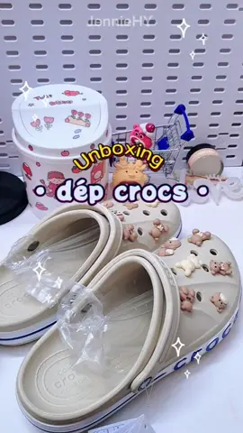Dép xinh 🎀 #viral #trending #xuhuong #xh #review #unboxing #phobien #thinhhanh #hottrend #hot #depxinh #depsuc #depcross #depcrocs #dep #crocs #cross #thoitrang 