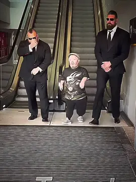 Bodyguards prank🔥 | Playlists in bio #fyp #bodyguards #viral #edit 