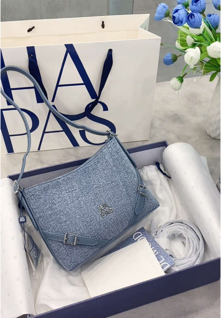 Phiên bản túi denim rất phù hợp với các nàng mùa hè này #tuixach #unboxing #tuideocheo #hapas #xuhuong 