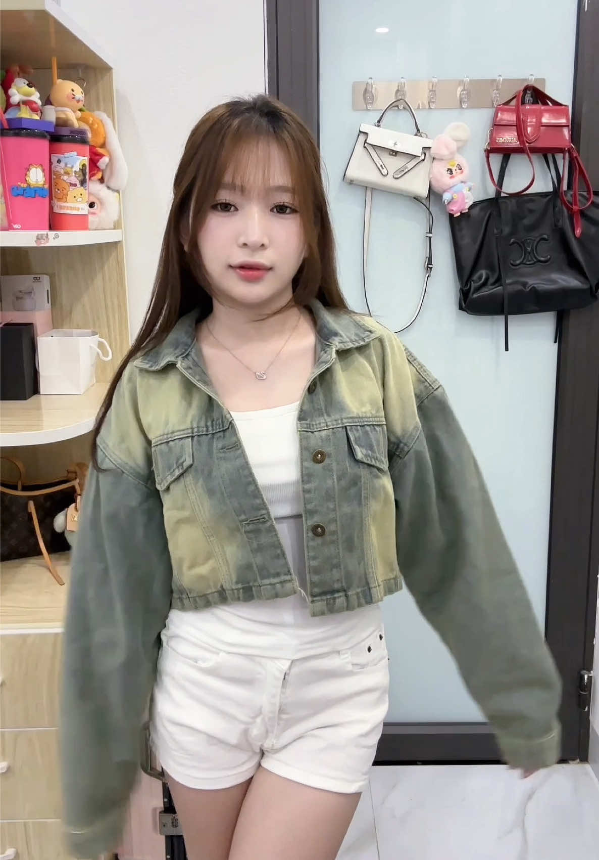 Áo khoác mà cũng hack dáng nè  #outfit #phoidoxinh #tiktokshop 